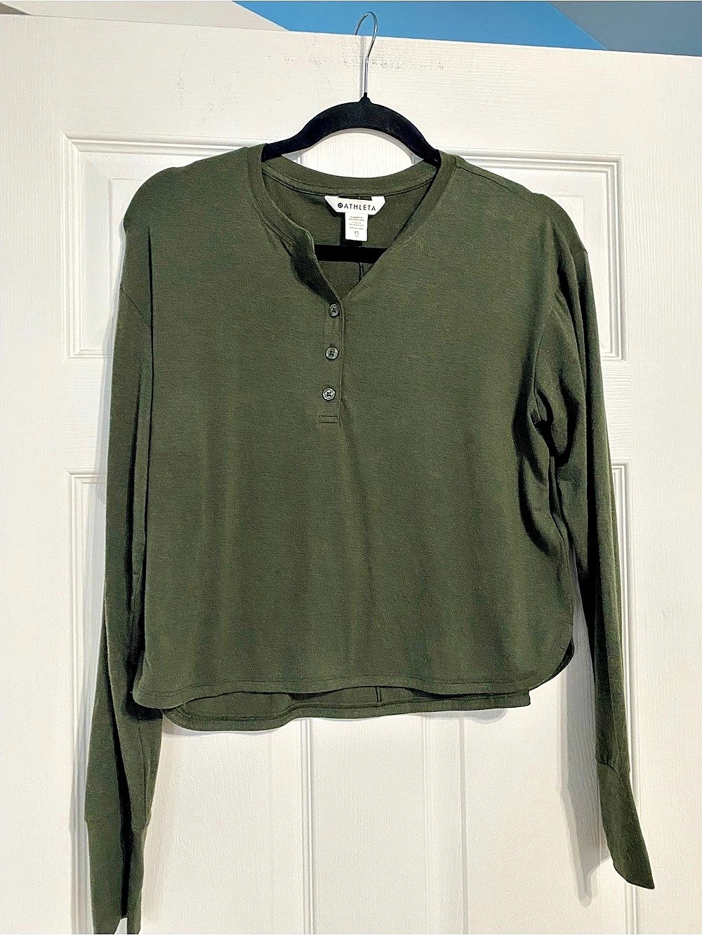 Athleta Long Sleeve Henley in Green Size XS